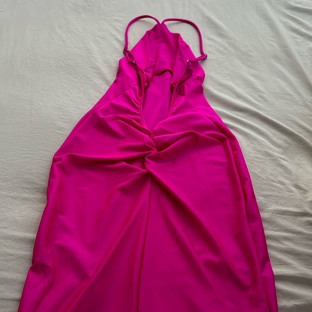 Small comfortable u can wear it everywhere
